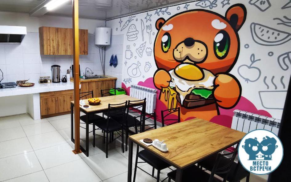Место Встречи "Guest House Meeting Place" Bishkek Exteriör bild